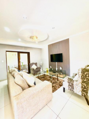 Townhouse on 6526 Boiketlo Street, Golfview